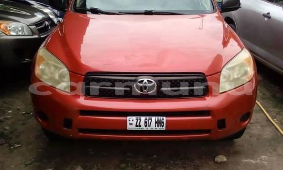 Acheter Occasion Voiture Toyota RAV4 Rouge à Brazzaville, Commune de Brazzaville Acheter Occasion Voiture Toyota RAV4 Rouge à Brazzaville, Commune de Brazzaville