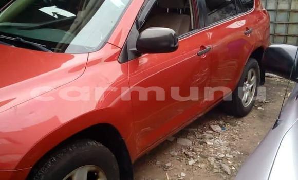 Acheter Occasion Voiture Toyota RAV4 Rouge à Brazzaville, Commune de Brazzaville Acheter Occasion Voiture Toyota RAV4 Rouge à Brazzaville, Commune de Brazzaville