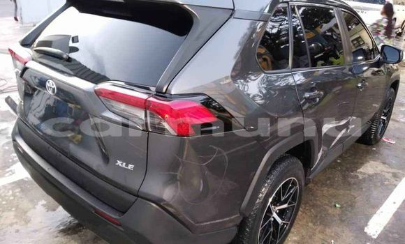 Acheter Occasion Voiture Toyota RAV4 Noir à Brazzaville, Commune de Brazzaville Acheter Occasion Voiture Toyota RAV4 Noir à Brazzaville, Commune de Brazzaville