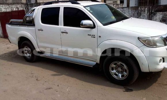 Acheter Occasion Voiture Toyota Hilux Blanc à Brazzaville, Commune de Brazzaville Acheter Occasion Voiture Toyota Hilux Blanc à Brazzaville, Commune de Brazzaville