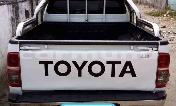 Acheter Occasion Voiture Toyota Hilux Blanc à Brazzaville, Commune de Brazzaville Acheter Occasion Voiture Toyota Hilux Blanc à Brazzaville, Commune de Brazzaville
