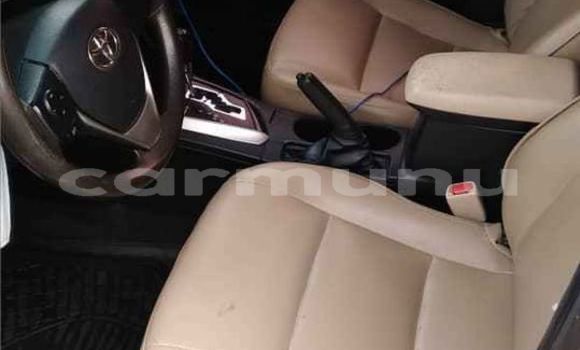 Acheter Occasion Voiture Toyota Corolla Gris à Brazzaville, Commune de Brazzaville Acheter Occasion Voiture Toyota Corolla Gris à Brazzaville, Commune de Brazzaville