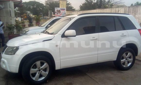 Acheter Occasion Voiture Suzuki Grand Vitara Blanc à Brazzaville, Commune de Brazzaville Acheter Occasion Voiture Suzuki Grand Vitara Blanc à Brazzaville, Commune de Brazzaville