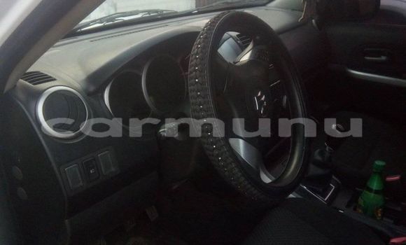 Acheter Occasion Voiture Suzuki Grand Vitara Blanc à Brazzaville, Commune de Brazzaville Acheter Occasion Voiture Suzuki Grand Vitara Blanc à Brazzaville, Commune de Brazzaville