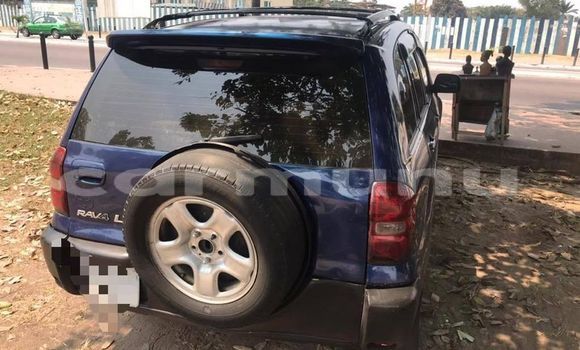 Acheter Occasion Voiture Toyota RAV4 Bleu à Brazzaville, Commune de Brazzaville Acheter Occasion Voiture Toyota RAV4 Bleu à Brazzaville, Commune de Brazzaville
