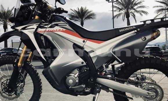 Buy Used Honda CRF250X Black Bike in Black Point in Kouilou region Buy Used Honda CRF250X Black Bike in Black Point in Kouilou region