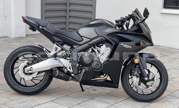 Buy Import Honda CBR Black Bike in Brazzaville in Municipality of Brazzaville Buy Import Honda CBR Black Bike in Brazzaville in Municipality of Brazzaville