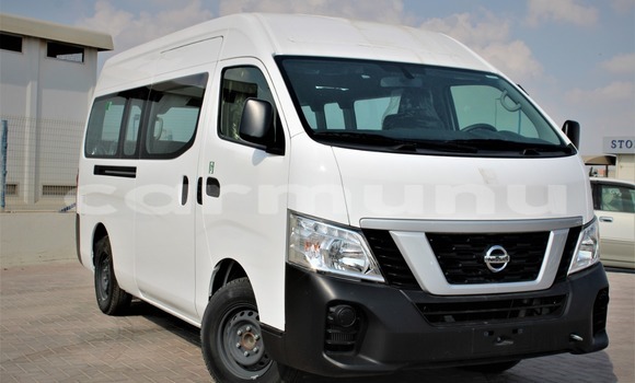 Acheter Neuf Voiture Nissan Urvan Blanc à Import - Dubai, Région de la Bouenza Acheter Neuf Voiture Nissan Urvan Blanc à Import - Dubai, Région de la Bouenza