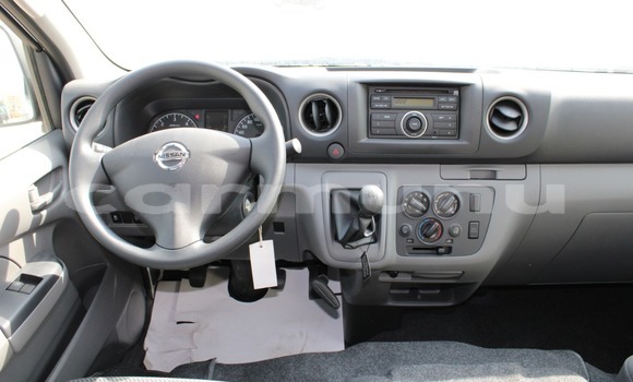 Acheter Neuf Voiture Nissan Urvan Blanc à Import - Dubai, Région de la Bouenza Acheter Neuf Voiture Nissan Urvan Blanc à Import - Dubai, Région de la Bouenza