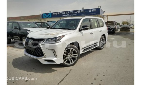 Acheter Import Voiture Lexus LX Blanc à Import - Dubai, Région de la Bouenza Acheter Import Voiture Lexus LX Blanc à Import - Dubai, Région de la Bouenza