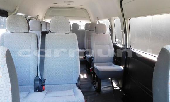 Acheter Occasion Voiture Toyota Hiace Blanc à Djambala, Plateaux Acheter Occasion Voiture Toyota Hiace Blanc à Djambala, Plateaux