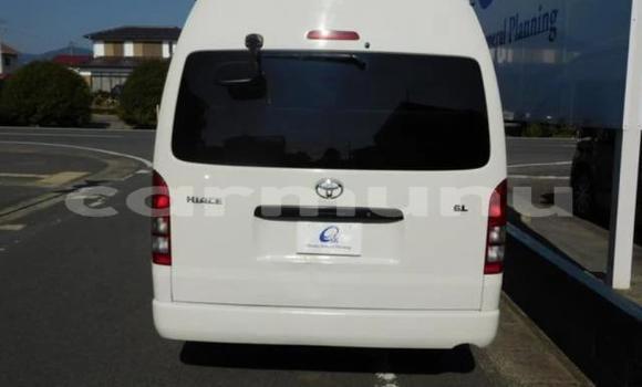 Acheter Occasion Voiture Toyota Hiace Blanc à Djambala, Plateaux Acheter Occasion Voiture Toyota Hiace Blanc à Djambala, Plateaux