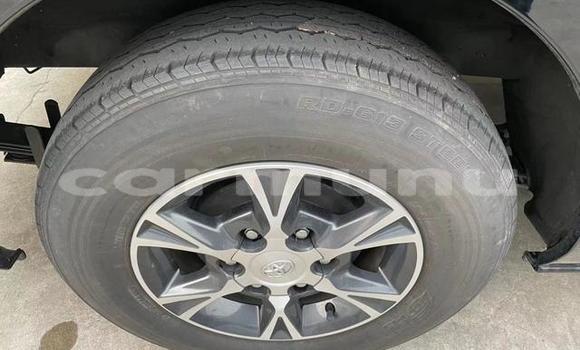 Acheter Occasion Voiture Toyota Hiace Noir à Gamboma, Plateaux Acheter Occasion Voiture Toyota Hiace Noir à Gamboma, Plateaux