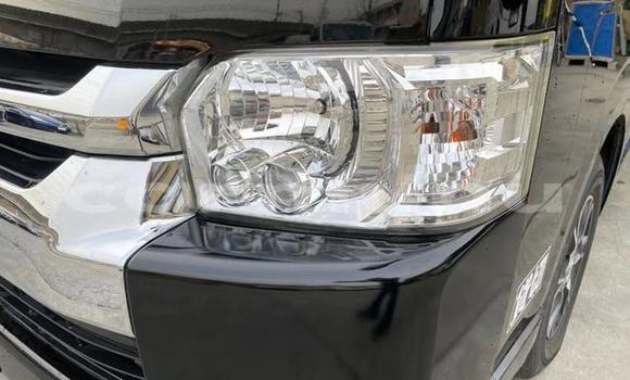 Acheter Occasion Voiture Toyota Hiace Noir à Gamboma, Plateaux Acheter Occasion Voiture Toyota Hiace Noir à Gamboma, Plateaux