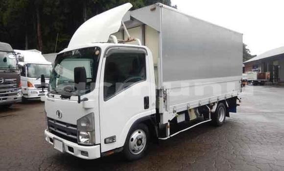 Acheter Occasion Utilitaire Toyota Dyna Blanc à Brazzaville, Commune de Brazzaville Acheter Occasion Utilitaire Toyota Dyna Blanc à Brazzaville, Commune de Brazzaville