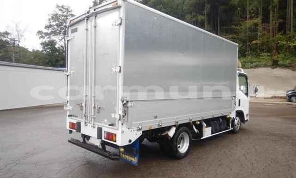 Acheter Occasion Utilitaire Toyota Dyna Blanc à Brazzaville, Commune de Brazzaville Acheter Occasion Utilitaire Toyota Dyna Blanc à Brazzaville, Commune de Brazzaville