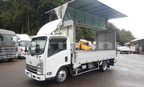 Acheter Occasion Utilitaire Toyota Dyna Blanc à Brazzaville, Commune de Brazzaville Acheter Occasion Utilitaire Toyota Dyna Blanc à Brazzaville, Commune de Brazzaville