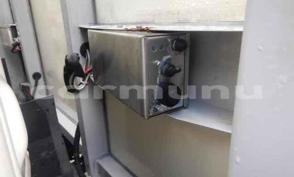 Acheter Occasion Utilitaire Toyota Dyna Blanc à Brazzaville, Commune de Brazzaville Acheter Occasion Utilitaire Toyota Dyna Blanc à Brazzaville, Commune de Brazzaville