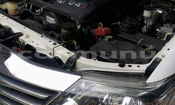 Acheter Occasion Voiture Toyota Fortuner Blanc à Djambala, Plateaux Acheter Occasion Voiture Toyota Fortuner Blanc à Djambala, Plateaux