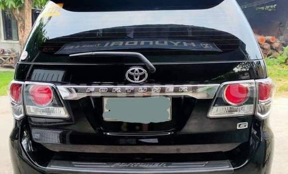 Acheter Occasion Voiture Toyota Fortuner Noir à Brazzaville, Commune de Brazzaville Acheter Occasion Voiture Toyota Fortuner Noir à Brazzaville, Commune de Brazzaville