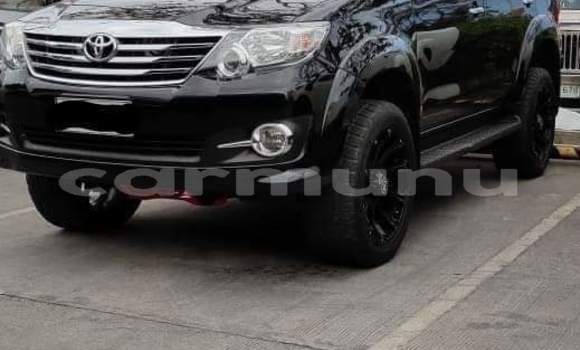 Acheter Occasion Voiture Toyota Fortuner Noir à Brazzaville, Commune de Brazzaville Acheter Occasion Voiture Toyota Fortuner Noir à Brazzaville, Commune de Brazzaville