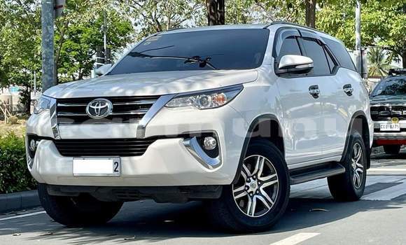 Acheter Occasion Voiture Toyota Fortuner Blanc à Gamboma, Plateaux Acheter Occasion Voiture Toyota Fortuner Blanc à Gamboma, Plateaux
