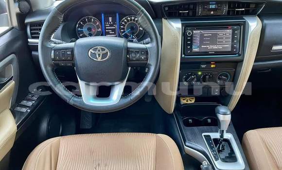 Acheter Occasion Voiture Toyota Fortuner Blanc à Gamboma, Plateaux Acheter Occasion Voiture Toyota Fortuner Blanc à Gamboma, Plateaux