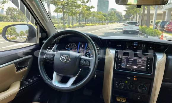 Acheter Occasion Voiture Toyota Fortuner Blanc à Gamboma, Plateaux Acheter Occasion Voiture Toyota Fortuner Blanc à Gamboma, Plateaux