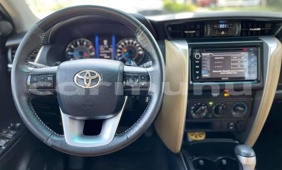 Acheter Occasion Voiture Toyota Fortuner Blanc à Gamboma, Plateaux Acheter Occasion Voiture Toyota Fortuner Blanc à Gamboma, Plateaux