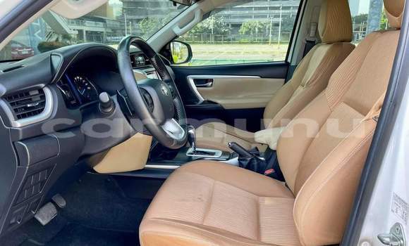 Acheter Occasion Voiture Toyota Fortuner Blanc à Gamboma, Plateaux Acheter Occasion Voiture Toyota Fortuner Blanc à Gamboma, Plateaux