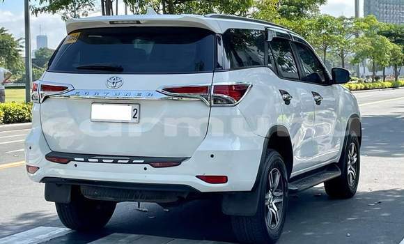 Acheter Occasion Voiture Toyota Fortuner Blanc à Gamboma, Plateaux Acheter Occasion Voiture Toyota Fortuner Blanc à Gamboma, Plateaux