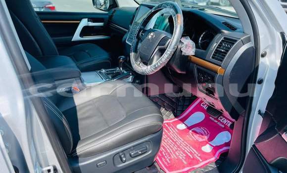 Acheter Occasion Voiture Toyota Land Cruiser Gris à Brazzaville, Commune de Brazzaville Acheter Occasion Voiture Toyota Land Cruiser Gris à Brazzaville, Commune de Brazzaville