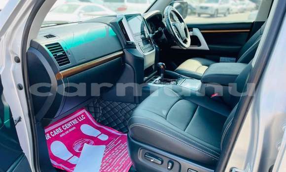 Acheter Occasion Voiture Toyota Land Cruiser Gris à Brazzaville, Commune de Brazzaville Acheter Occasion Voiture Toyota Land Cruiser Gris à Brazzaville, Commune de Brazzaville