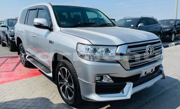 Acheter Occasion Voiture Toyota Land Cruiser Gris à Brazzaville, Commune de Brazzaville Acheter Occasion Voiture Toyota Land Cruiser Gris à Brazzaville, Commune de Brazzaville