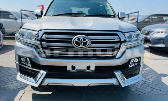 Acheter Occasion Voiture Toyota Land Cruiser Gris à Brazzaville, Commune de Brazzaville Acheter Occasion Voiture Toyota Land Cruiser Gris à Brazzaville, Commune de Brazzaville