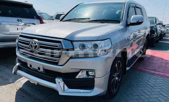 Acheter Occasion Voiture Toyota Land Cruiser Gris à Brazzaville, Commune de Brazzaville Acheter Occasion Voiture Toyota Land Cruiser Gris à Brazzaville, Commune de Brazzaville