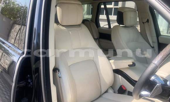 Acheter Occasion Voiture Land Rover Range Rover Vogue Noir à Brazzaville, Commune de Brazzaville Acheter Occasion Voiture Land Rover Range Rover Vogue Noir à Brazzaville, Commune de Brazzaville