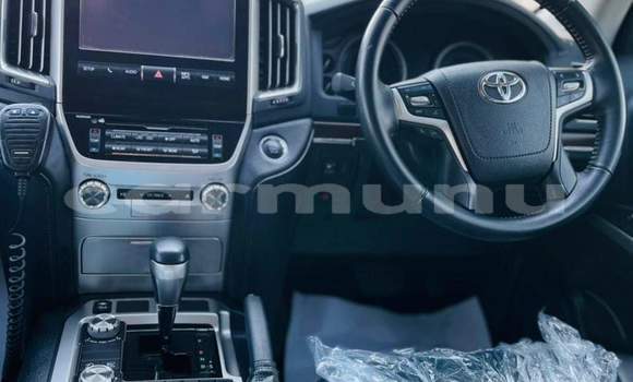 Acheter Occasion Voiture Toyota Land Cruiser Blanc à Brazzaville, Commune de Brazzaville Acheter Occasion Voiture Toyota Land Cruiser Blanc à Brazzaville, Commune de Brazzaville