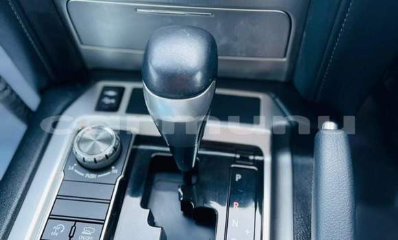 Acheter Occasion Voiture Toyota Land Cruiser Blanc à Brazzaville, Commune de Brazzaville Acheter Occasion Voiture Toyota Land Cruiser Blanc à Brazzaville, Commune de Brazzaville