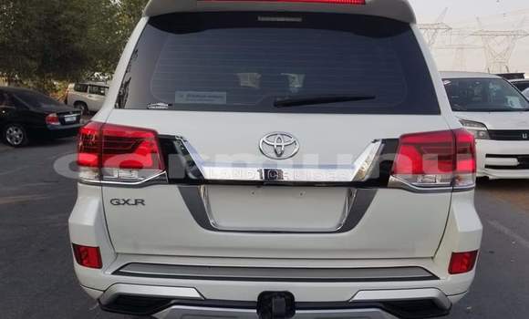 Acheter Occasion Voiture Toyota Land Cruiser Blanc à Brazzaville, Commune de Brazzaville Acheter Occasion Voiture Toyota Land Cruiser Blanc à Brazzaville, Commune de Brazzaville