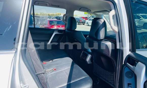 Acheter Occasion Voiture Toyota Land Cruiser Prado Gris à Djambala, Plateaux Acheter Occasion Voiture Toyota Land Cruiser Prado Gris à Djambala, Plateaux