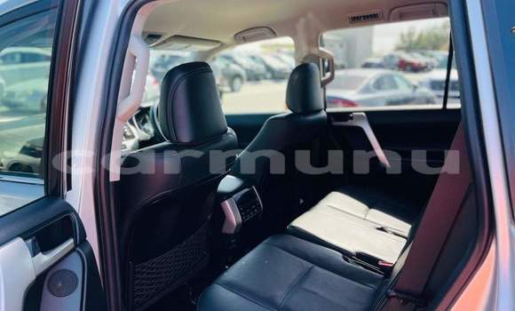 Acheter Occasion Voiture Toyota Land Cruiser Prado Gris à Djambala, Plateaux Acheter Occasion Voiture Toyota Land Cruiser Prado Gris à Djambala, Plateaux