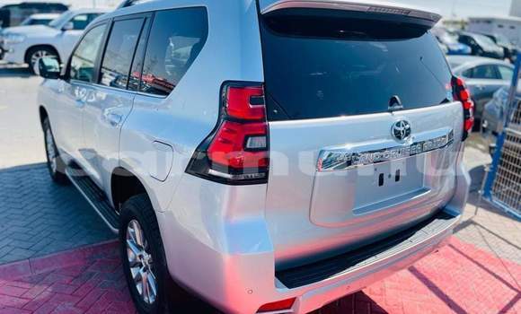 Acheter Occasion Voiture Toyota Land Cruiser Prado Gris à Djambala, Plateaux Acheter Occasion Voiture Toyota Land Cruiser Prado Gris à Djambala, Plateaux