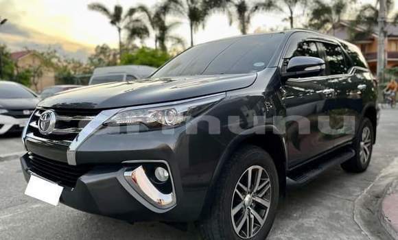 Acheter Occasion Voiture Toyota Fortuner Gris à Brazzaville, Commune de Brazzaville Acheter Occasion Voiture Toyota Fortuner Gris à Brazzaville, Commune de Brazzaville