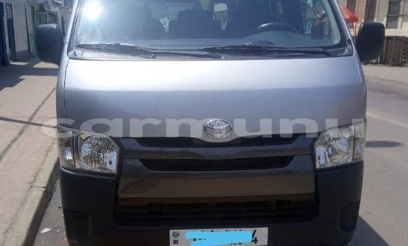 Acheter Occasion Voiture Toyota Hiace Gris à Brazzaville, Commune de Brazzaville Acheter Occasion Voiture Toyota Hiace Gris à Brazzaville, Commune de Brazzaville