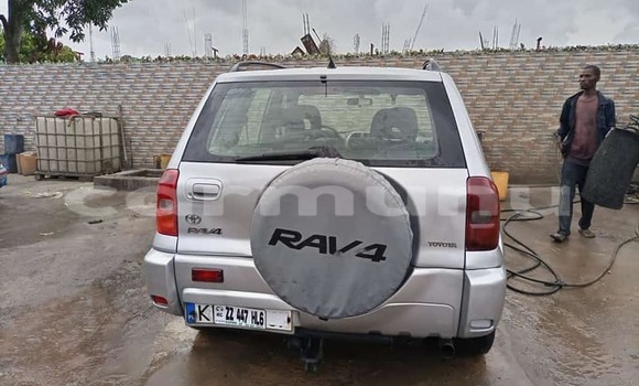 Acheter Occasion Voiture Toyota RAV4 Gris à Brazzaville, Commune de Brazzaville Acheter Occasion Voiture Toyota RAV4 Gris à Brazzaville, Commune de Brazzaville