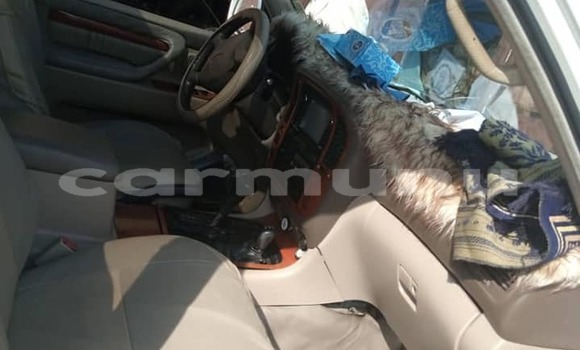 Acheter Occasion Voiture Lexus LX Blanc à Brazzaville, Commune de Brazzaville Acheter Occasion Voiture Lexus LX Blanc à Brazzaville, Commune de Brazzaville