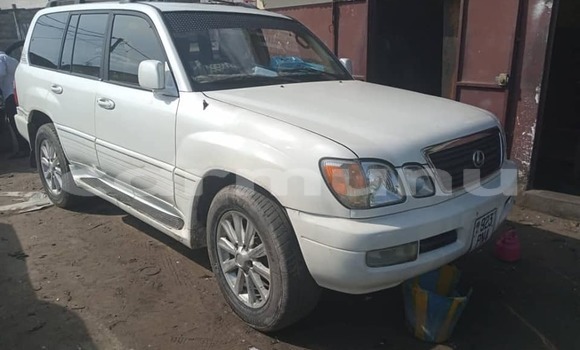 Acheter Occasion Voiture Lexus LX Blanc à Brazzaville, Commune de Brazzaville Acheter Occasion Voiture Lexus LX Blanc à Brazzaville, Commune de Brazzaville