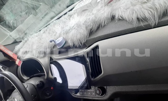 Acheter Occasion Voiture Kia Sportage Blanc à Brazzaville, Commune de Brazzaville Acheter Occasion Voiture Kia Sportage Blanc à Brazzaville, Commune de Brazzaville