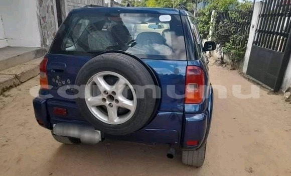 Acheter Occasion Voiture Toyota RAV4 Bleu à Brazzaville, Commune de Brazzaville Acheter Occasion Voiture Toyota RAV4 Bleu à Brazzaville, Commune de Brazzaville
